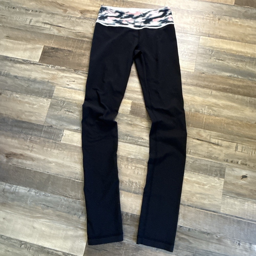 Lululemon Colorblock Leggings Reversible Sz 4 25 X 32 Inseam Athleisure Gym